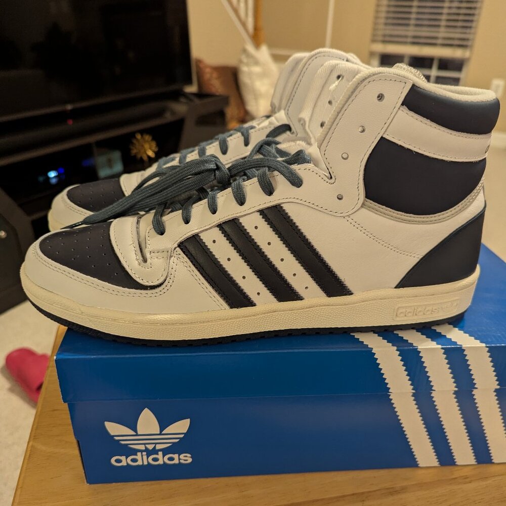 size 13  White and Blue  Adidas Top Ten Originals NWT